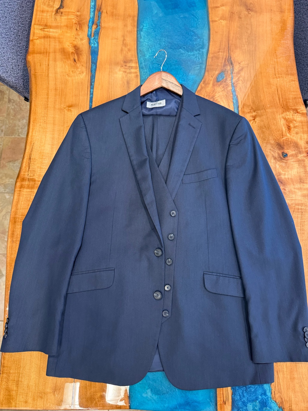 Kenneth Cole Reaction Men's Navy Blue Three-Piece Suit